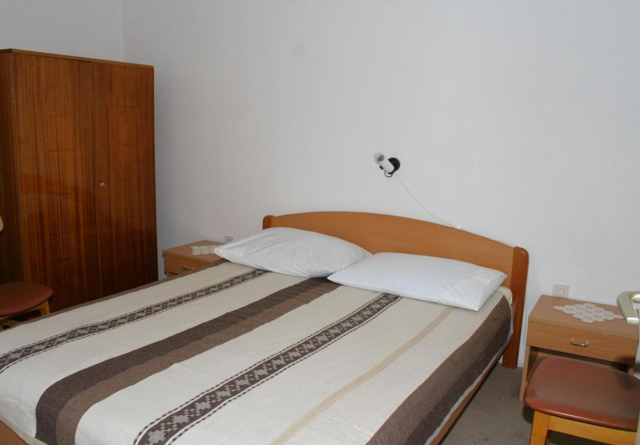 Apartments By The Sea Podgora, Makarska - 518 Buitenkant foto